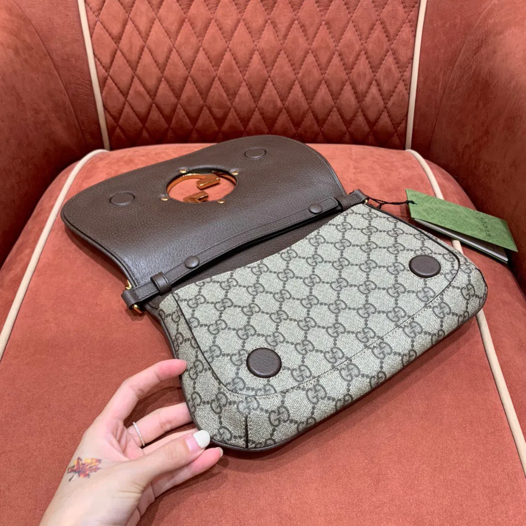 Gucc1 Blondie — image 6