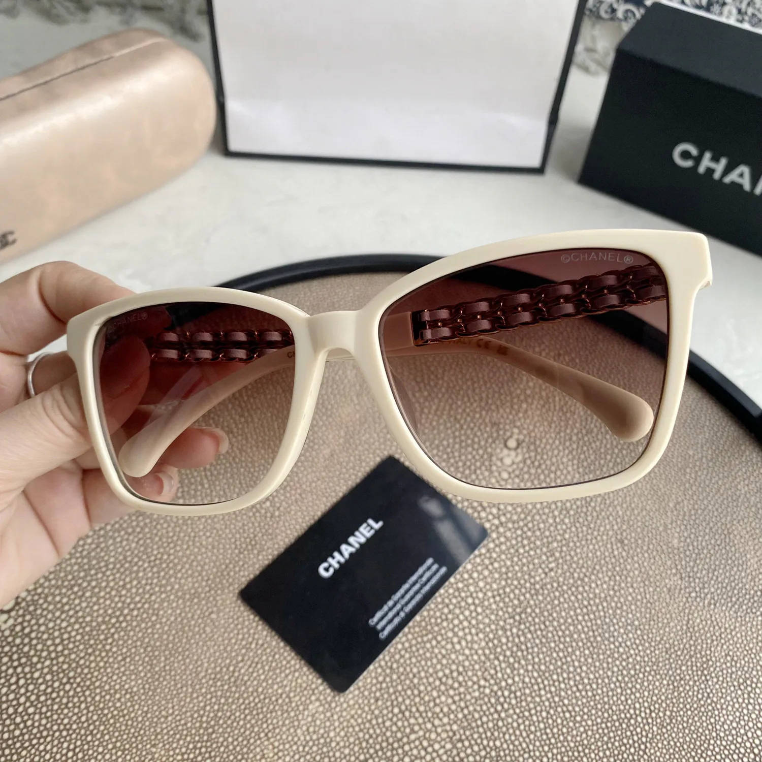 CHANEL Sunglasses — image 7