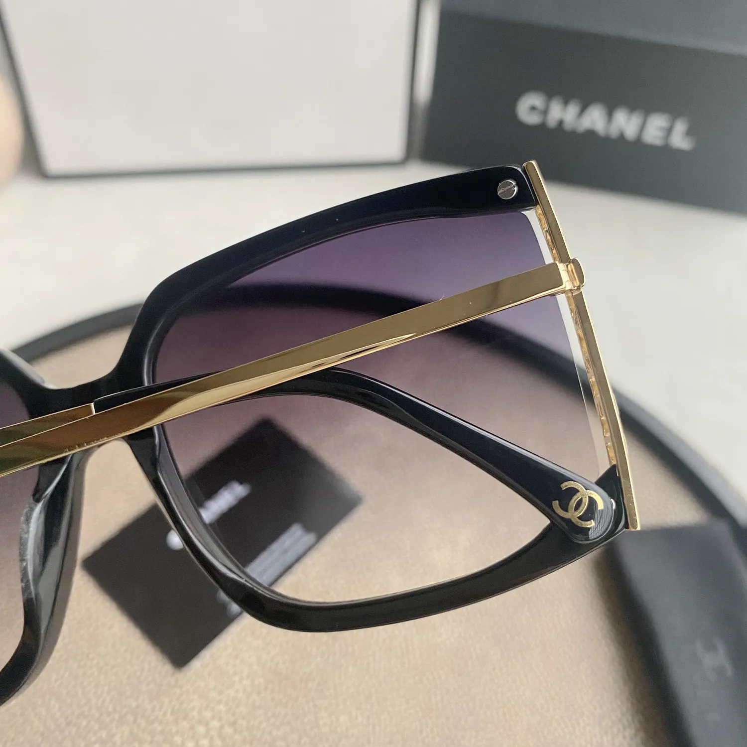 Square Sunglasses — image 4