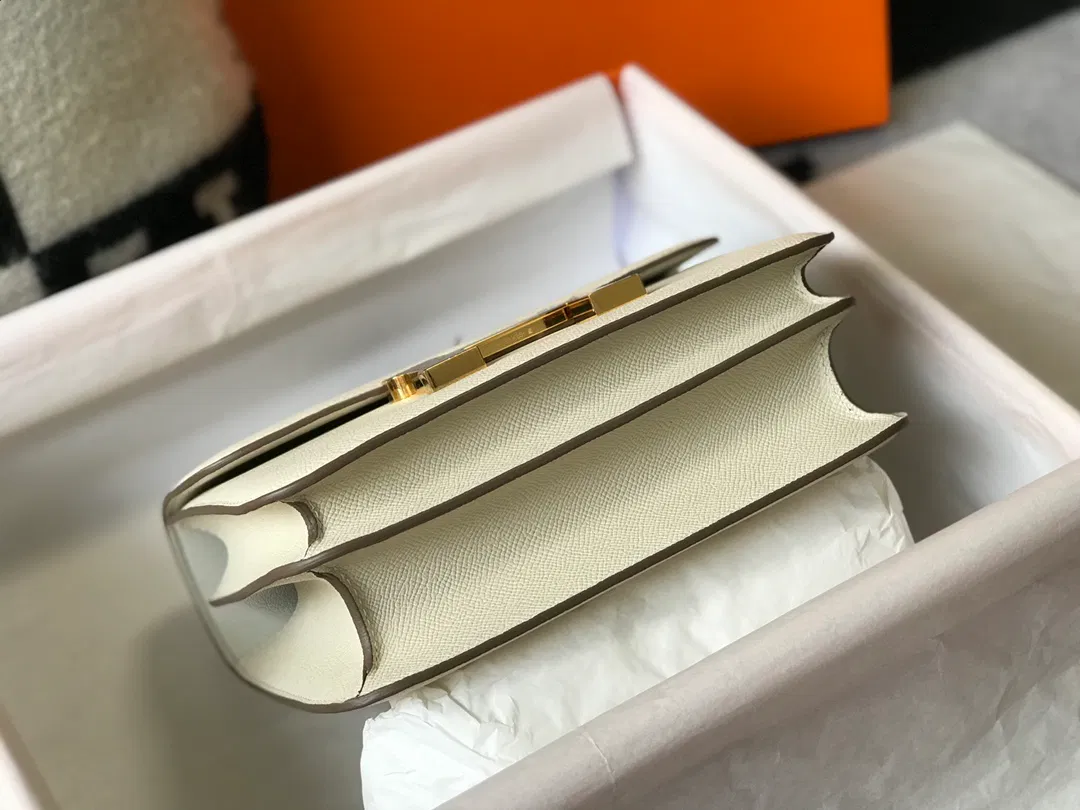Hermes Constance — image 5