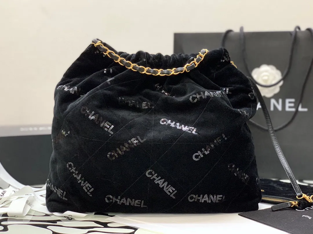 CHANEL 22 — image 2