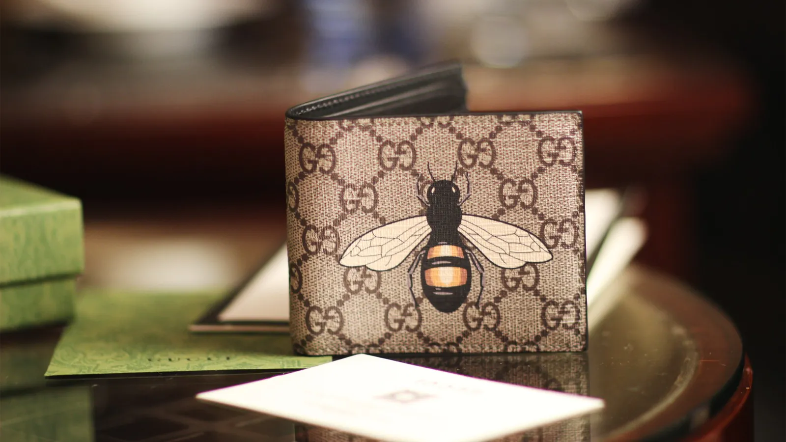 Bee print GG Supreme wallet — image 3