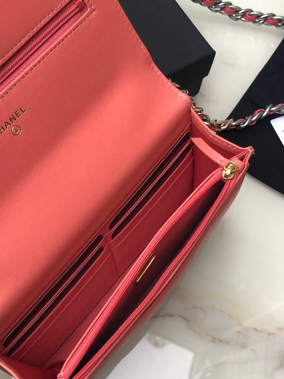 CHANEL 19 WALLET ON CHAIN — image 4