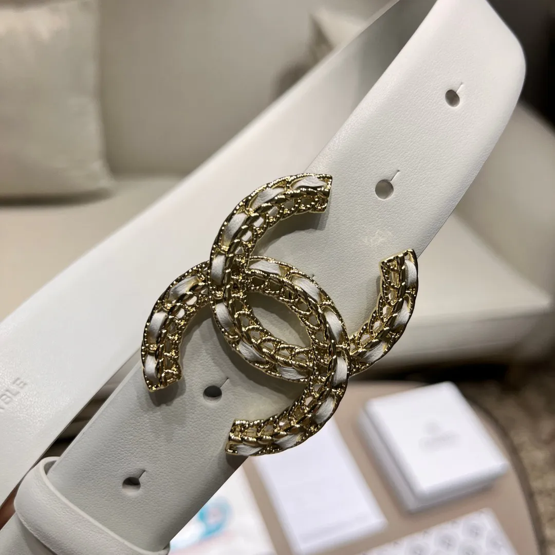 Chanel leather belt — image 2