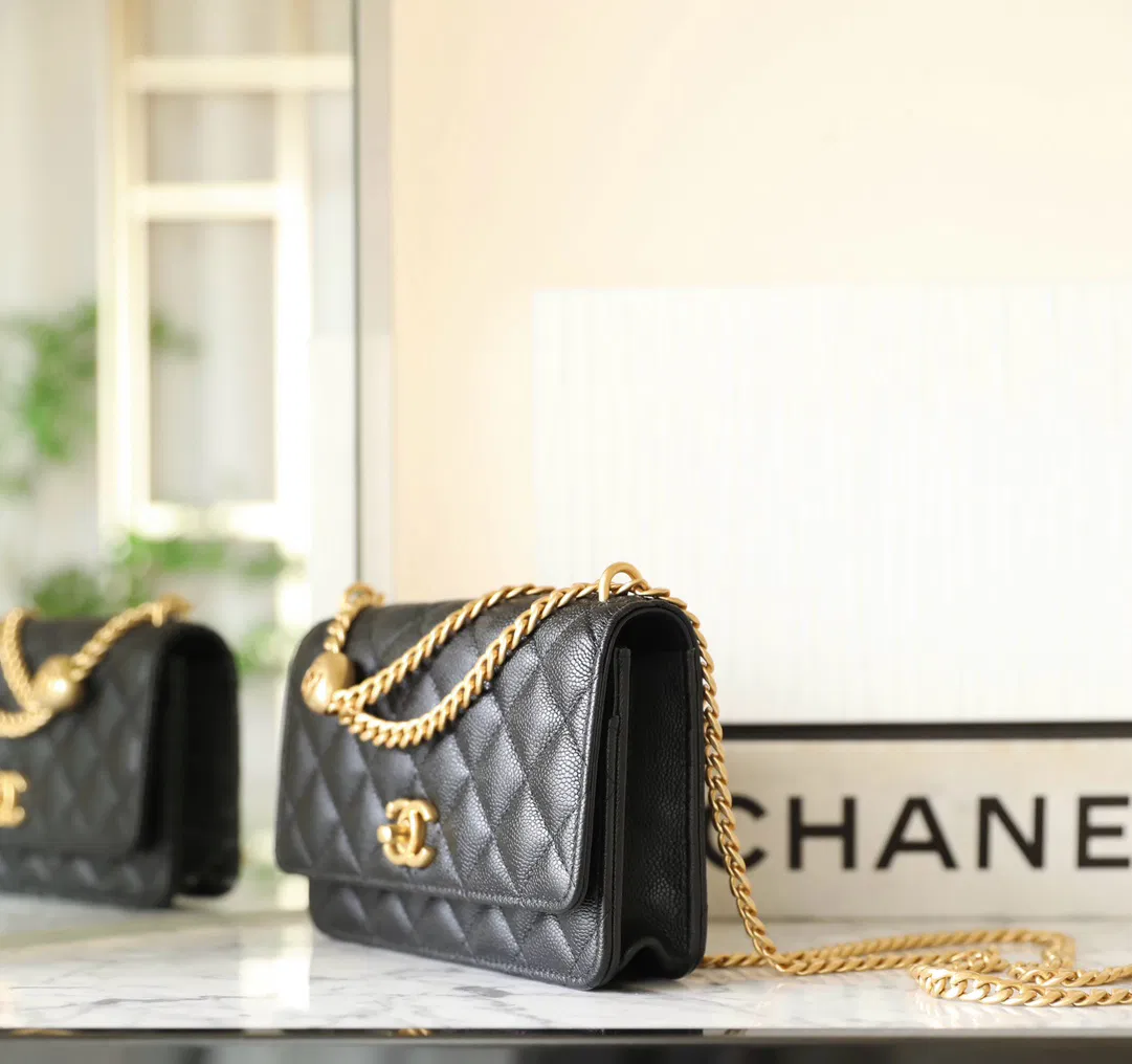 Chanel 24P — image 9