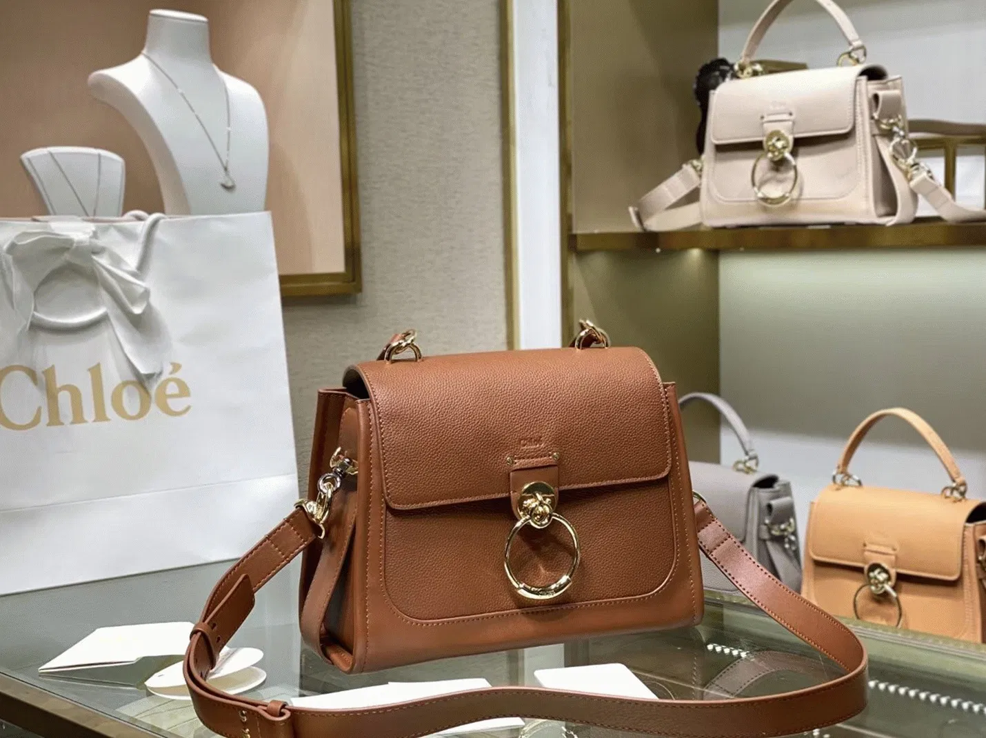 Top Quality Fake Chloe Small Tess Day Bag In Caramel Grained Leather — image 9