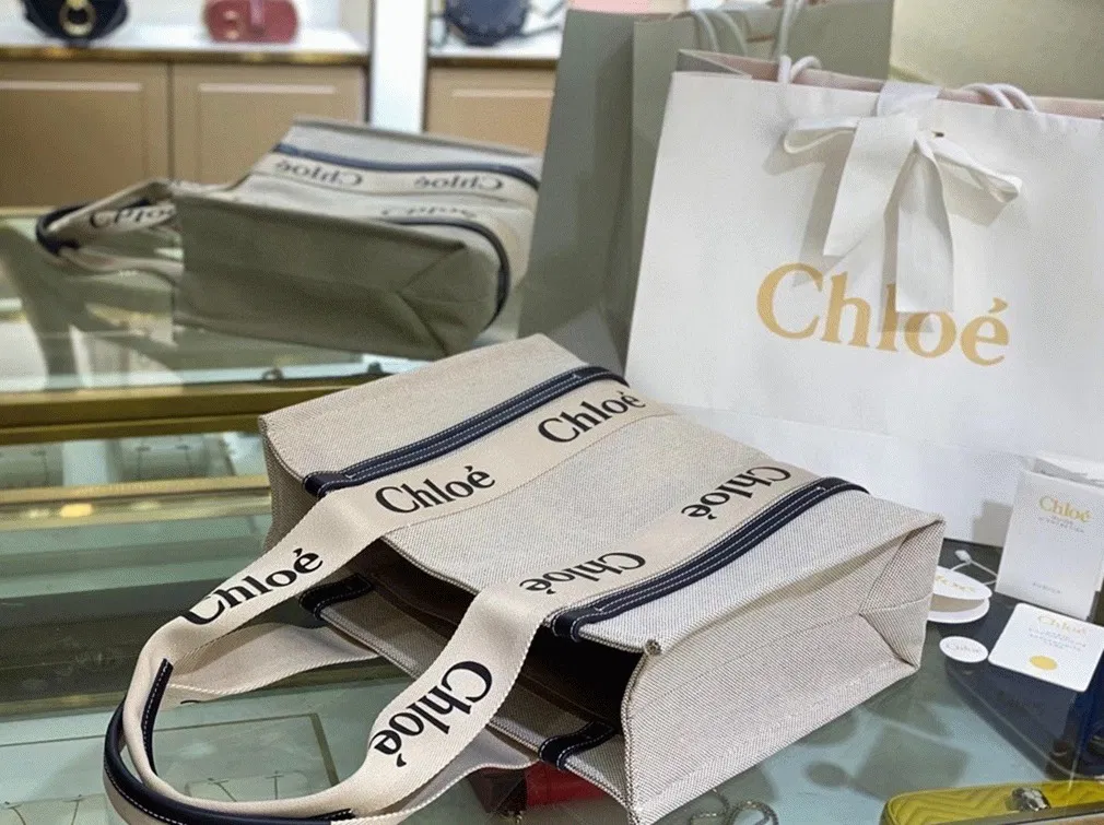 Top Quality Knockoff Chloe Medium Woody Tote Bag in Canvas with Blue Leather Strips — image 5