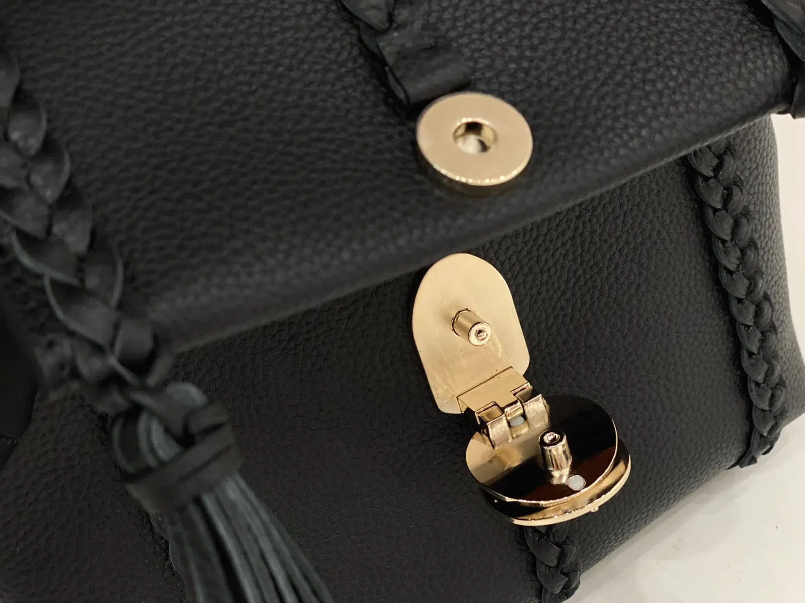 Top Quality Replica Chloe Penelope Small Shoulder Bag in Black Grained Calfskin — image 10