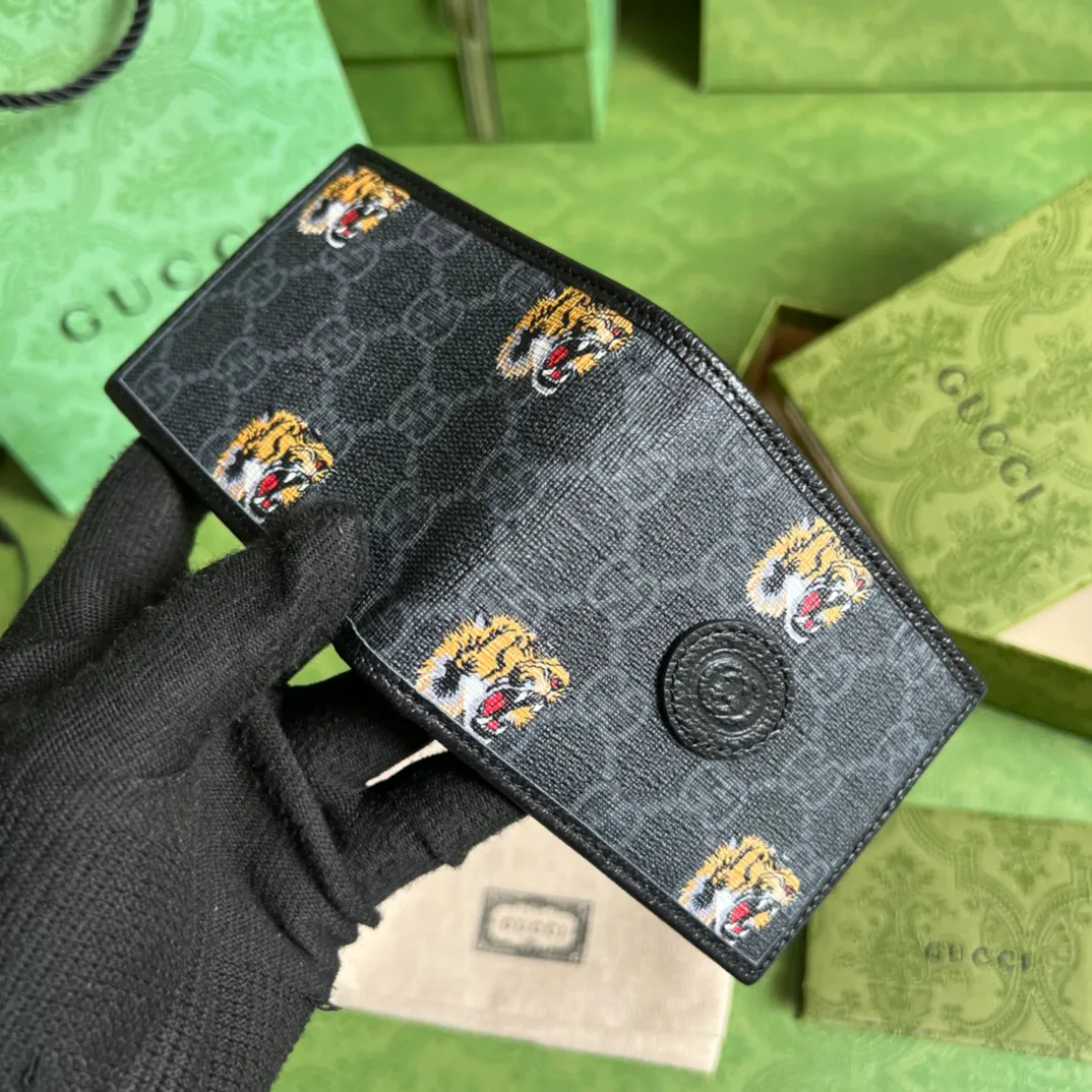 Wallet with tiger print — image 6