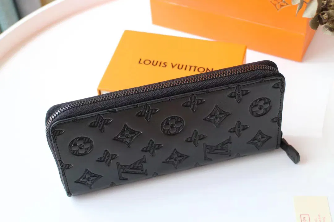 LOUIS VUITTON Wallet Zippy Wallet — image 4