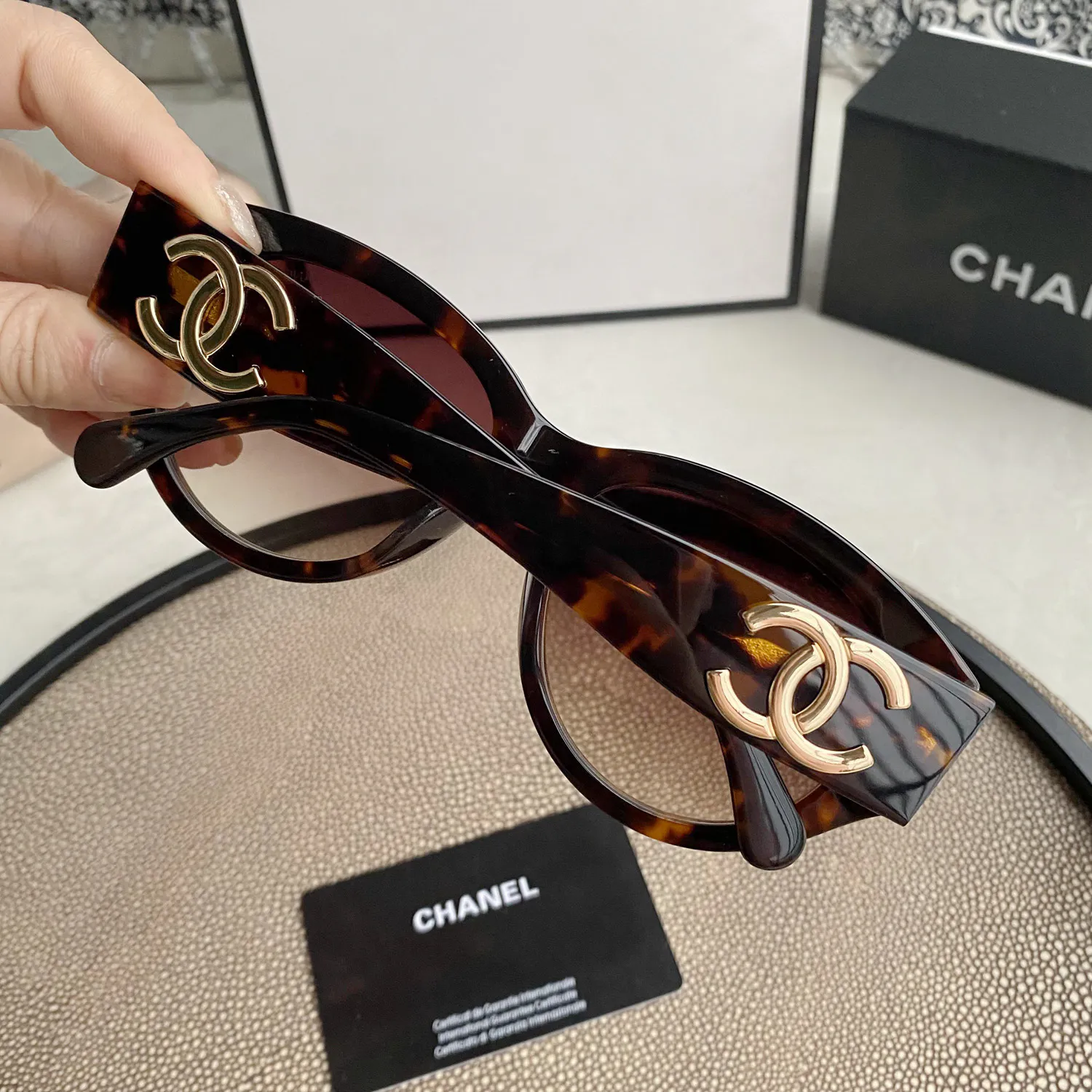 Vintage Sunglasses — image 6