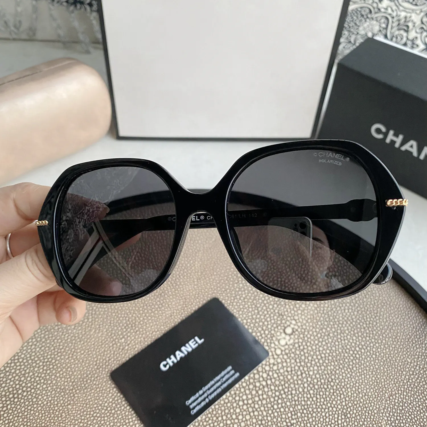 Round Sunglasses — image 6
