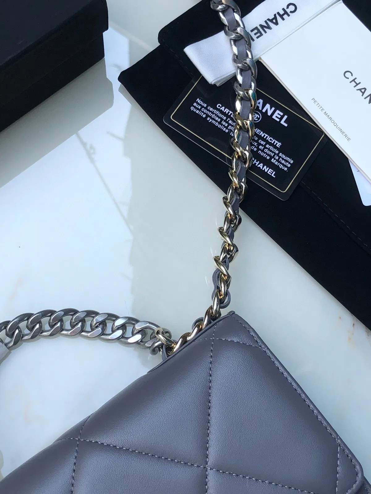 CHANEL 19 WALLET ON CHAIN — image 7