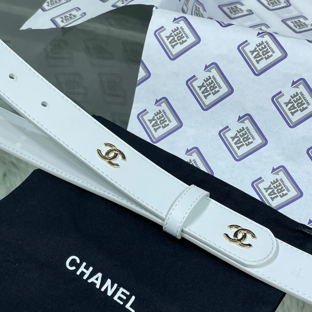 Chanel Red Patent Leather CC Logo Belt — image 4