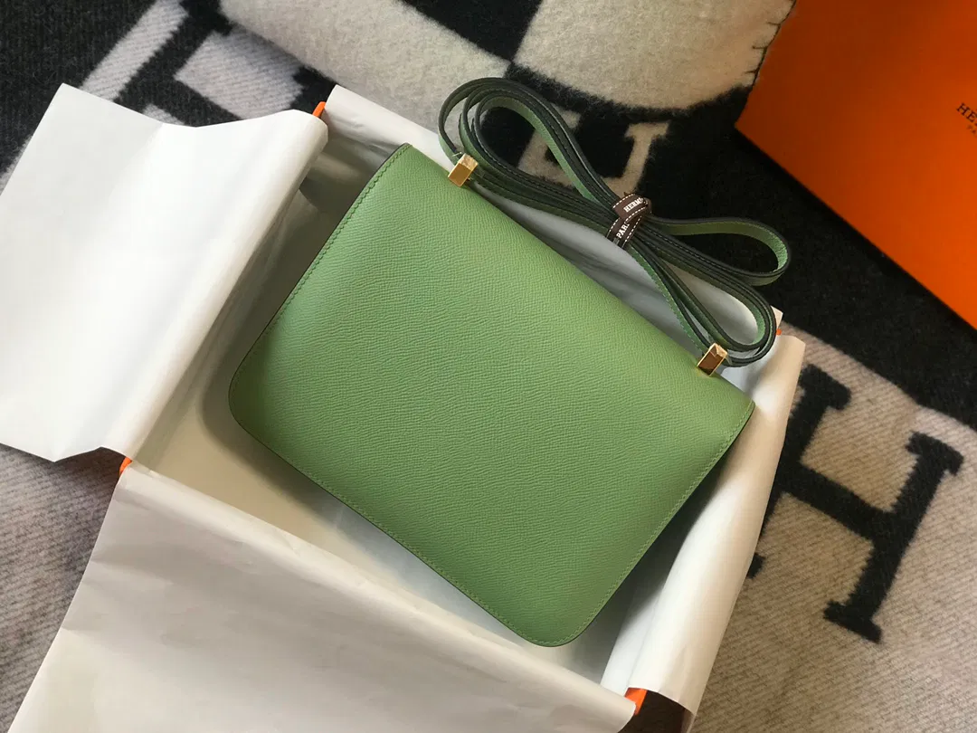 Hermes Constance — image 2