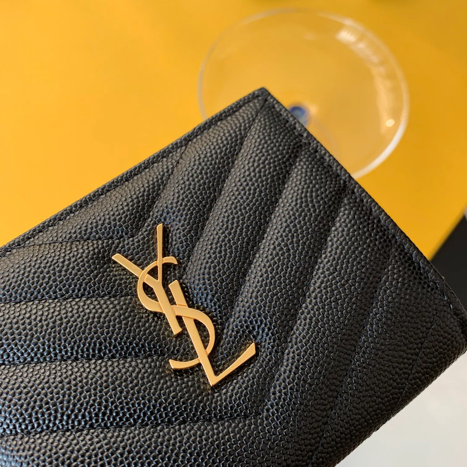 CASSANDRE MATELASSÉ FLAP CARD CASE IN GRAIN DE POUDRE EMBOSSED LEATHER — image 8