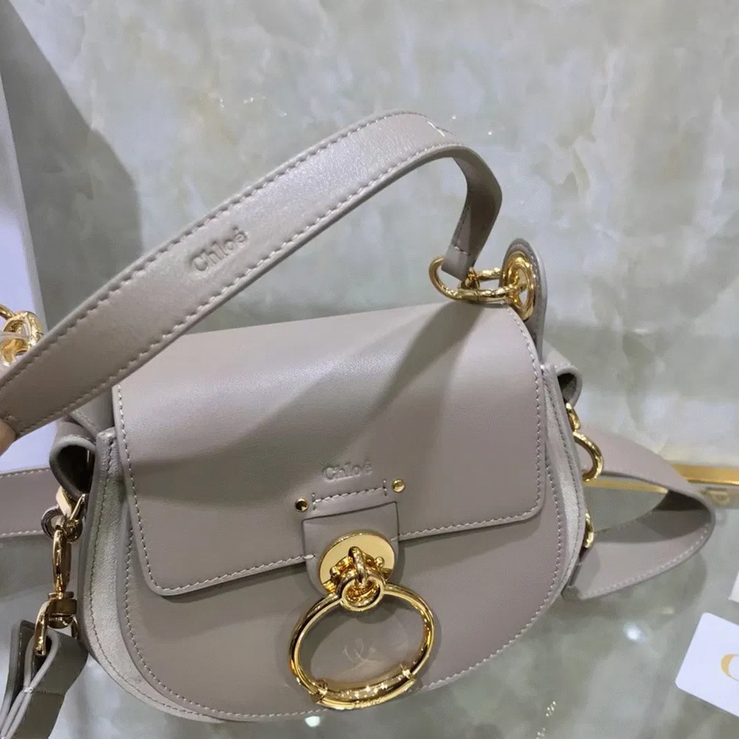Top Quality Replica Chloe Small Tess Shoulder Bag In Grey Calfskin — image 4