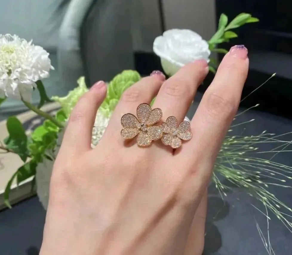 Van Cleef & Arpels Ring — image 9