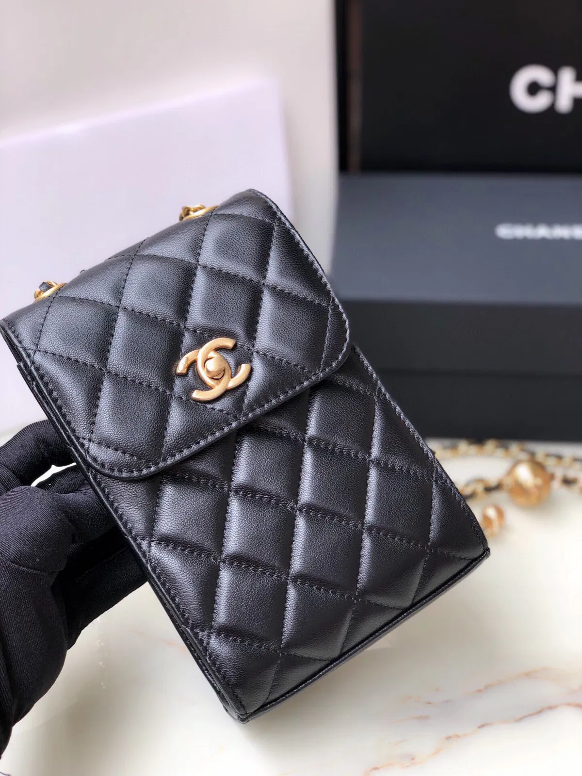 CHANEL CLUTCH — image 3