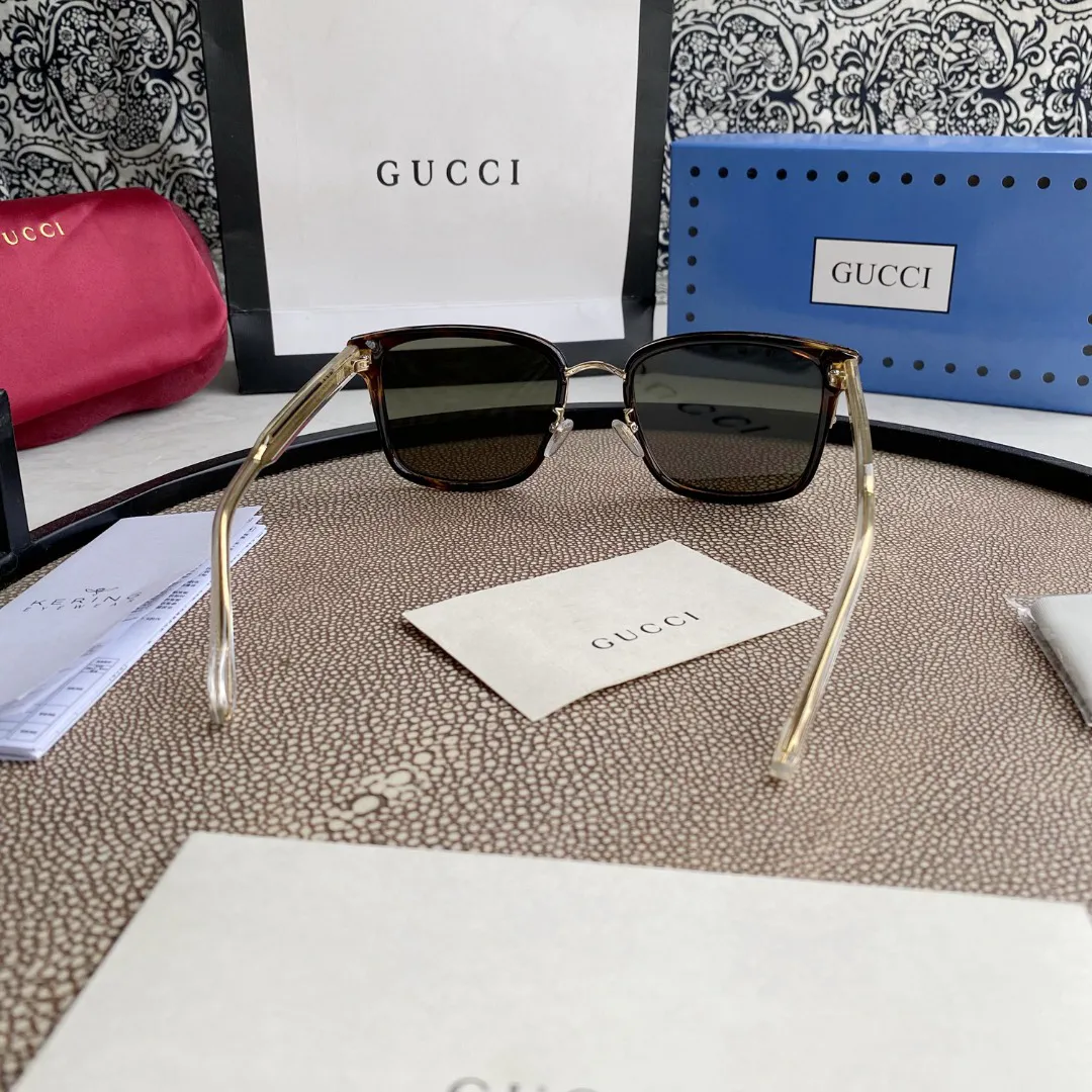 Gucci Eyewear square tinted sunglasses — image 8
