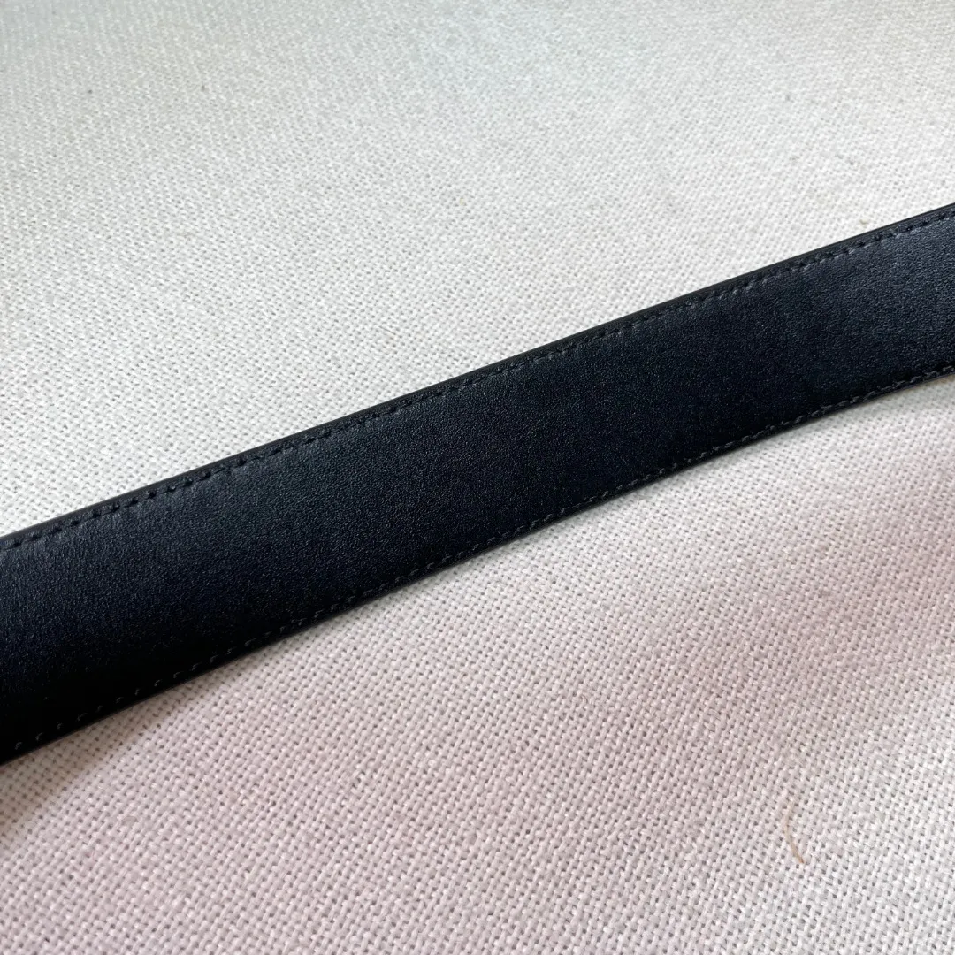 Square G reversible leather belt — image 2