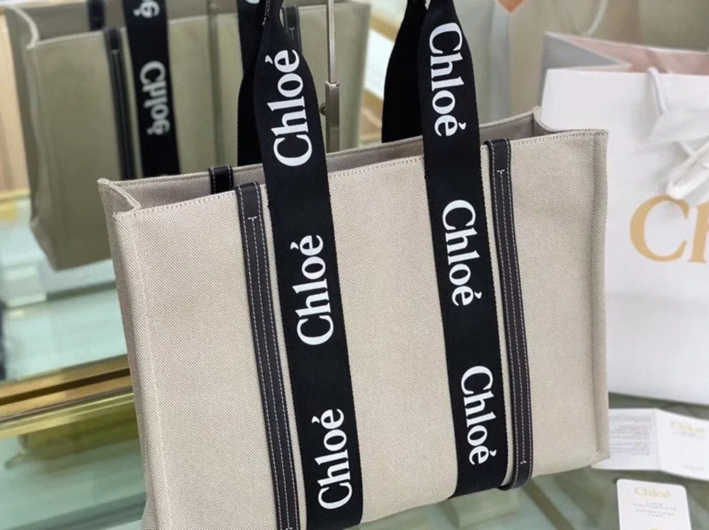 Top Quality Knockoff Chloe Medium Woody Tote Bag in Canvas with Black Leather Strips — image 3