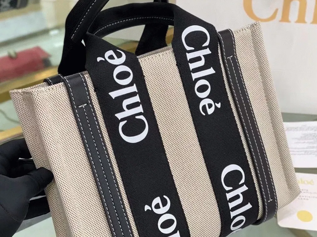 Top Quality Replica Chloe Small Woody Tote Bag in Canvas with Black Leather Strips — image 5