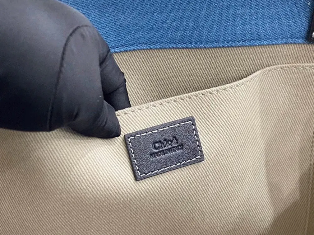 Top Quality Knockoff Chloe Medium Woody Tote Bag in Deadstock Denim — image 8