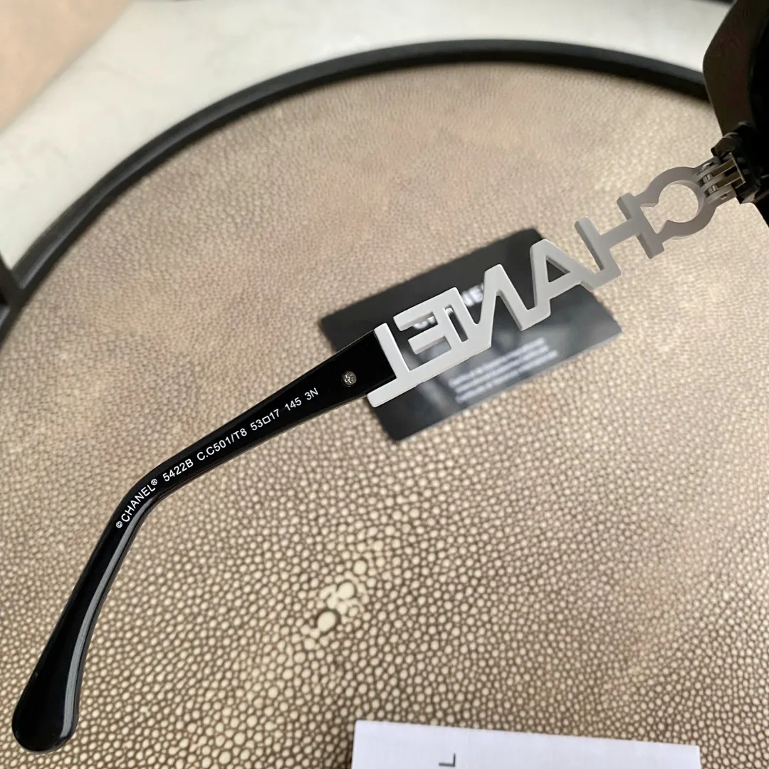 Square Sunglasses — image 3