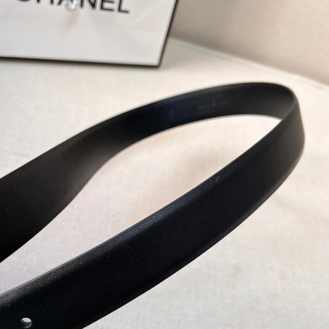 Chanel casual style leather logo belts — image 3