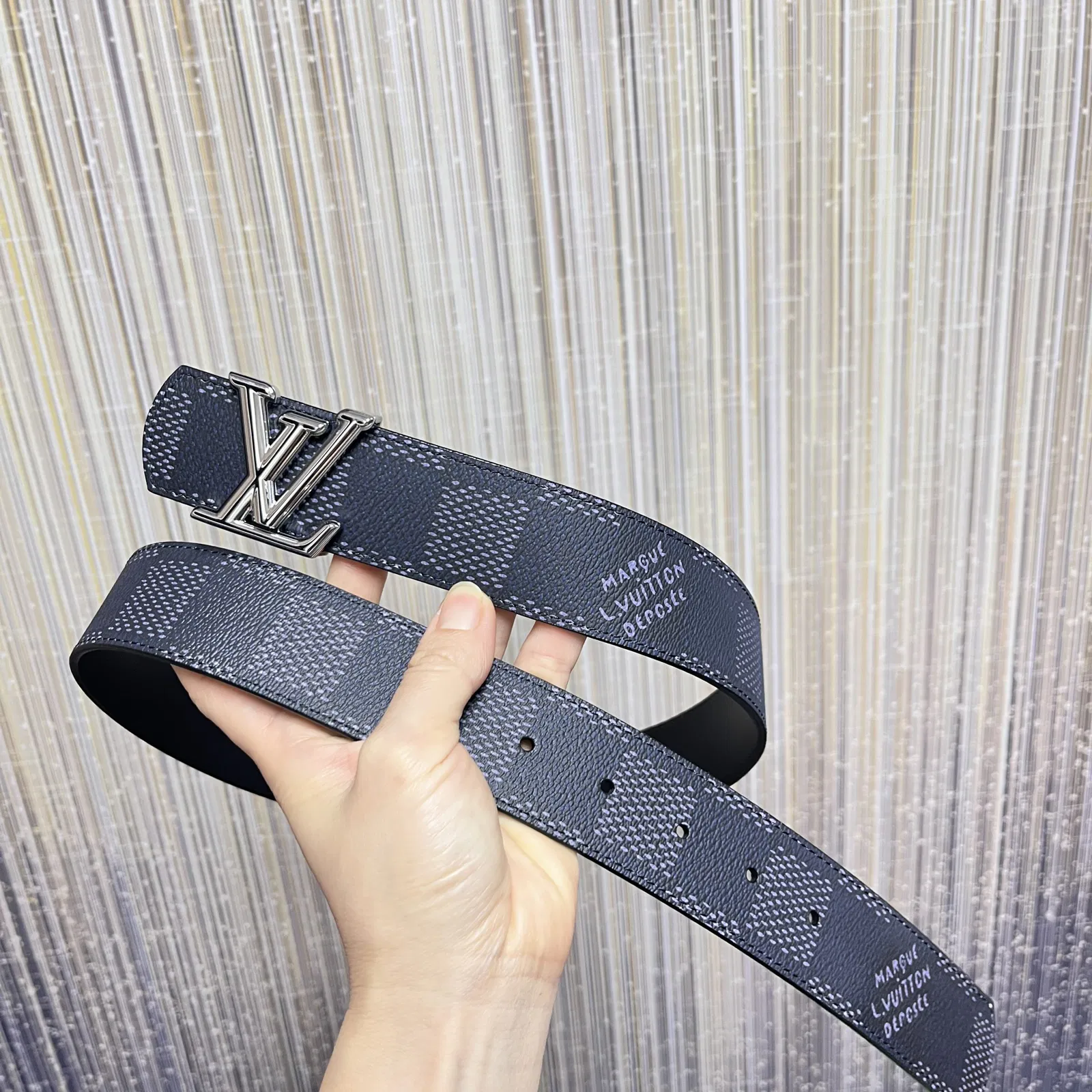 LV Dimension 40mm Reversible Belt — image 4