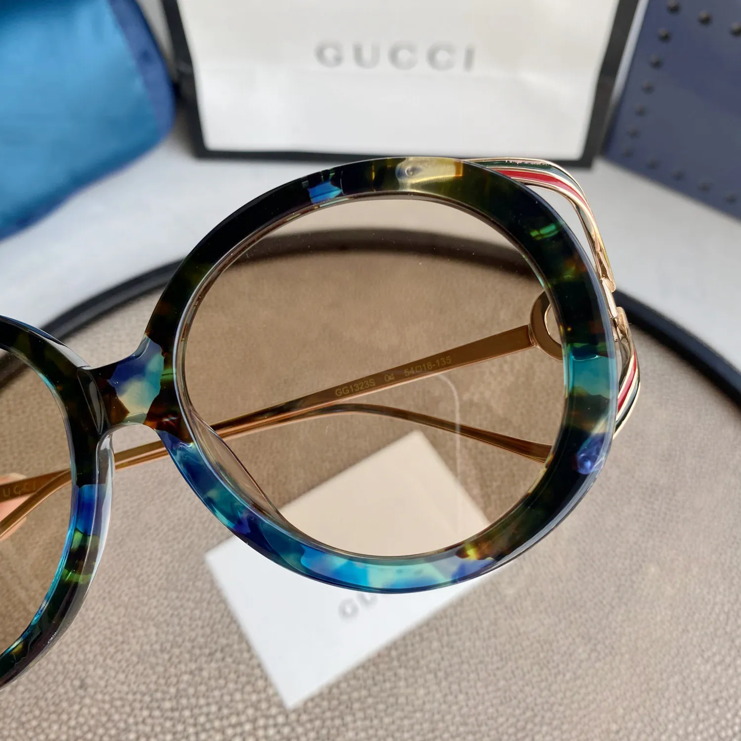 ROUND-FRAME INTERLOCKING G SUNGLASSES — image 5