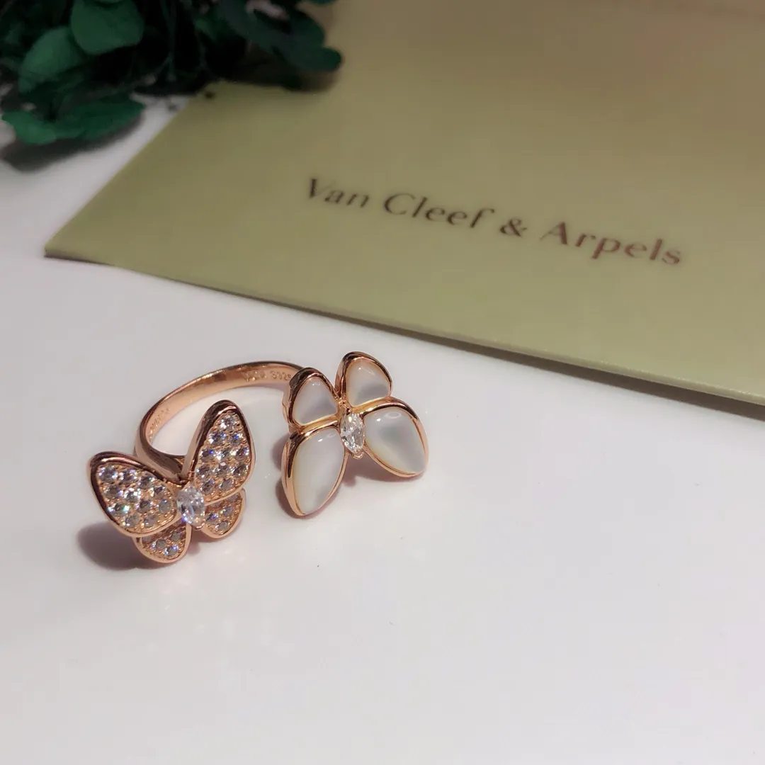 Van Cleef & Arpels Two Butterfly Ring — image 2