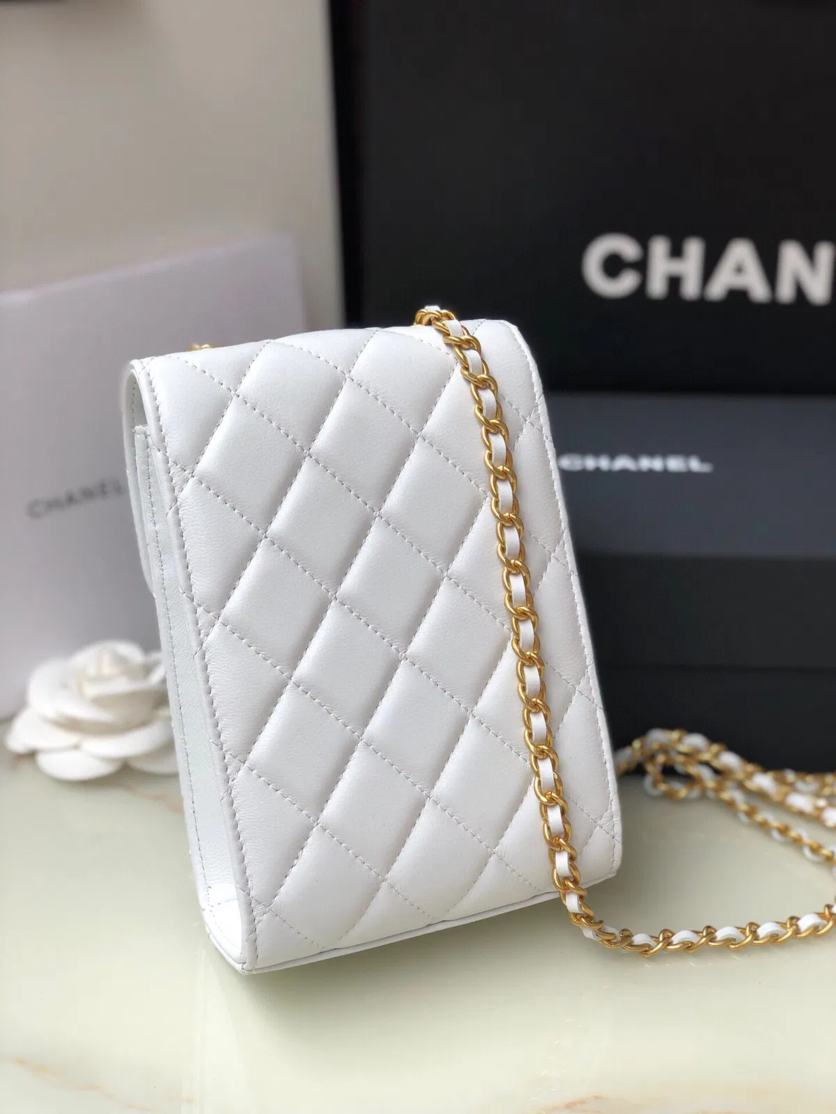 CHANEL CLUTCH — image 3