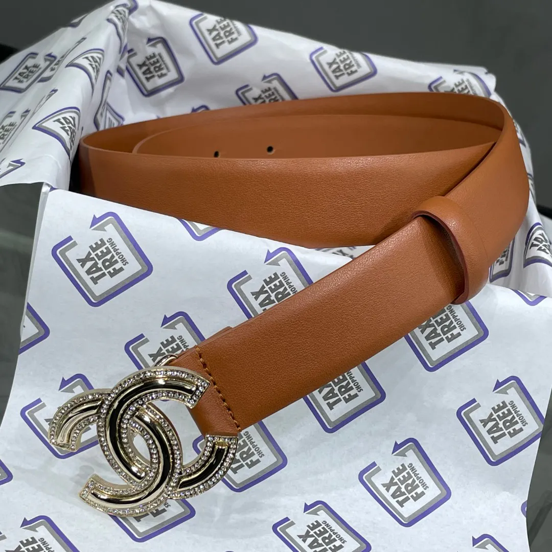 Chanel Red Patent Leather CC Logo Belt — image 2