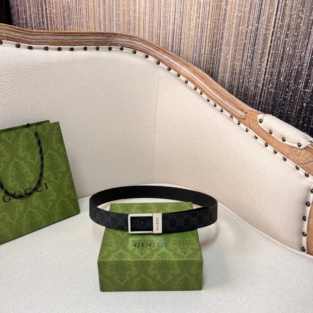 GG belt with silver buckle