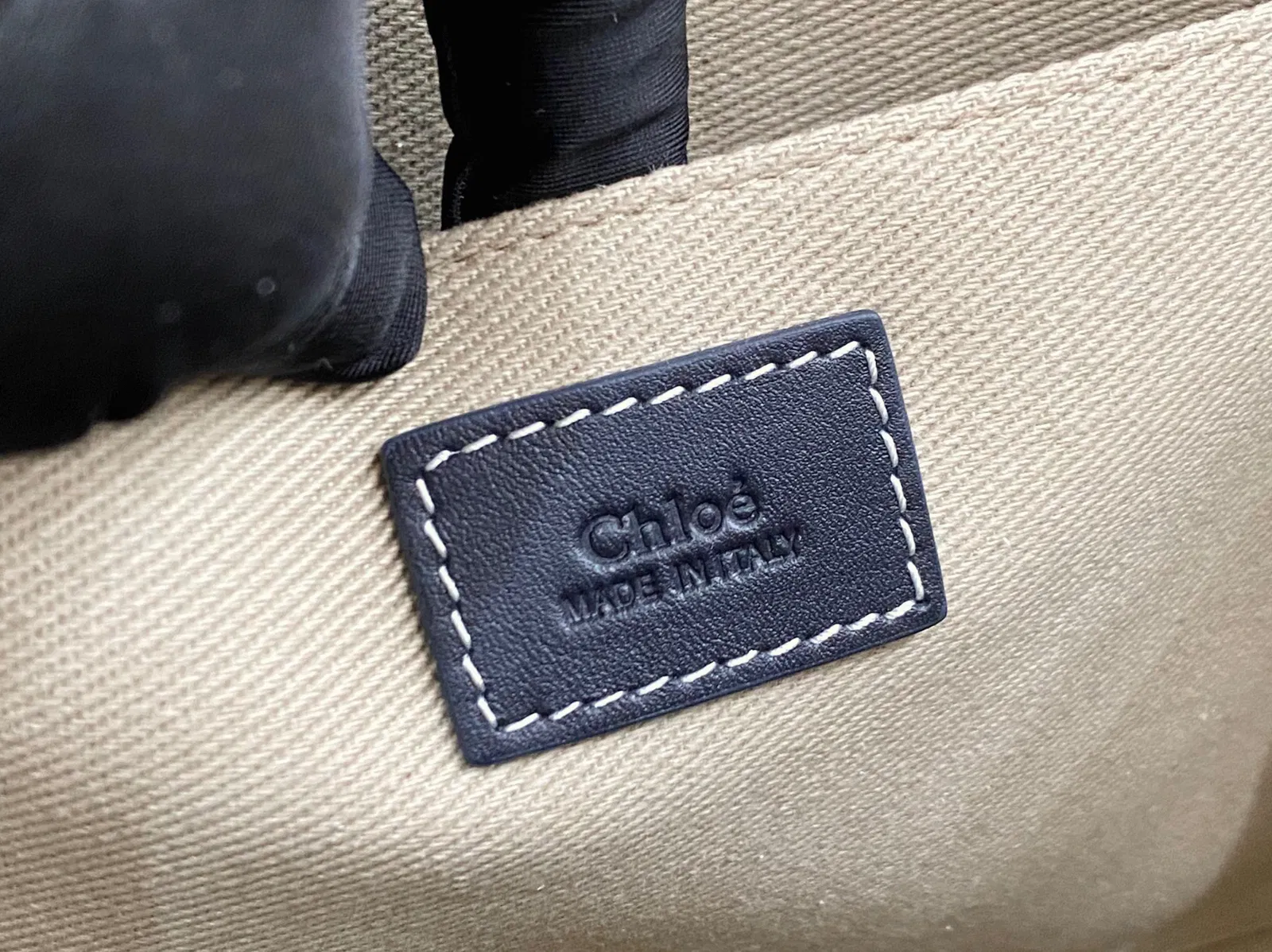 Top Quality Faux Chloe Woody Medium Tote Bag in Linen Canvas with Navy Blue Leather — image 6