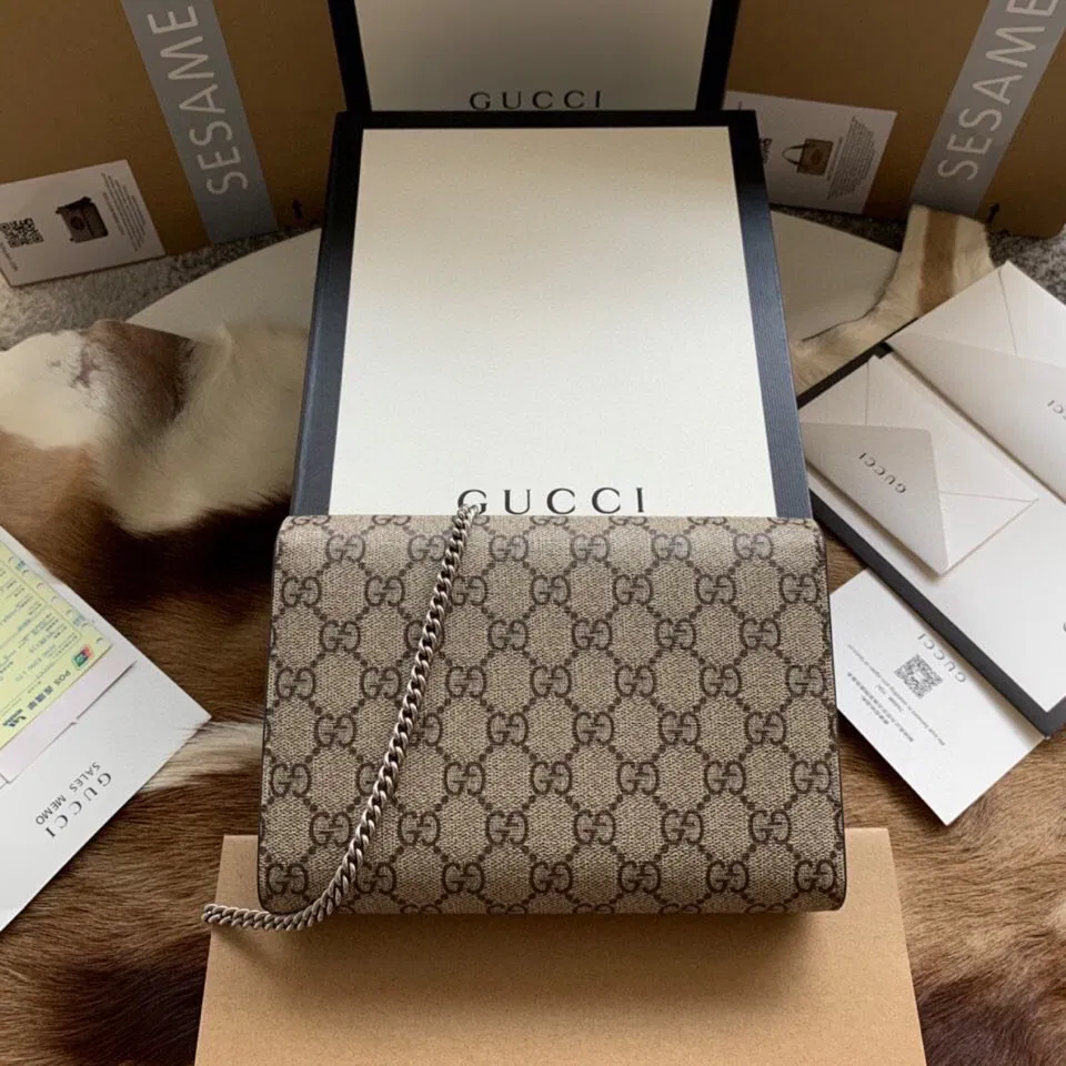 Dionysus GG Supreme chain wallet — image 2
