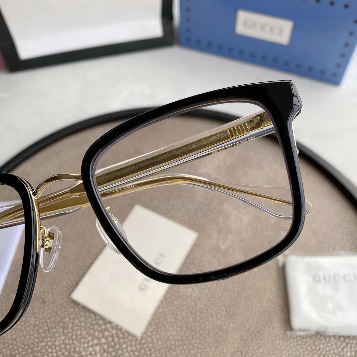 Gucci Eyewear square tinted sunglasses — image 5