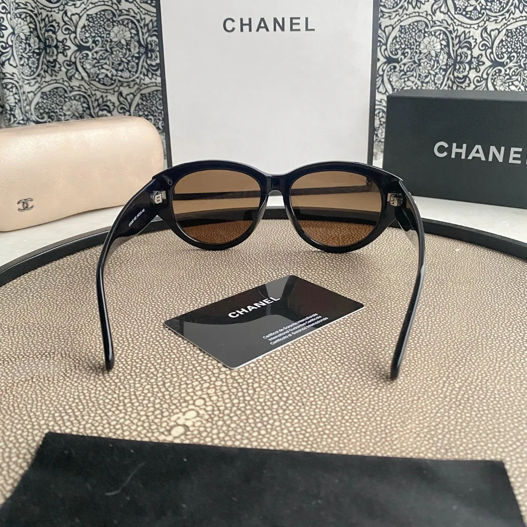 Vintage Sunglasses — image 7