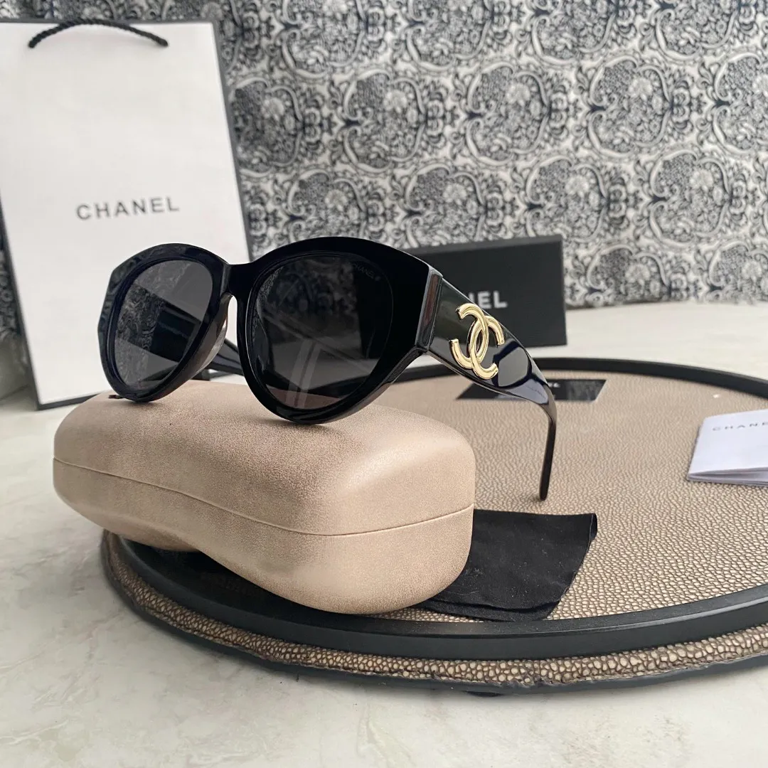 CHANEL Sunglasses — image 2