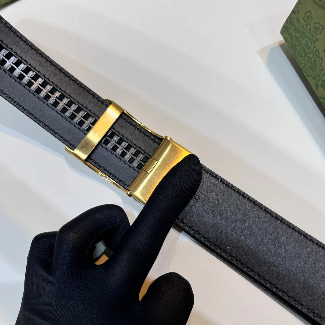 Square G reversible leather belt — image 6