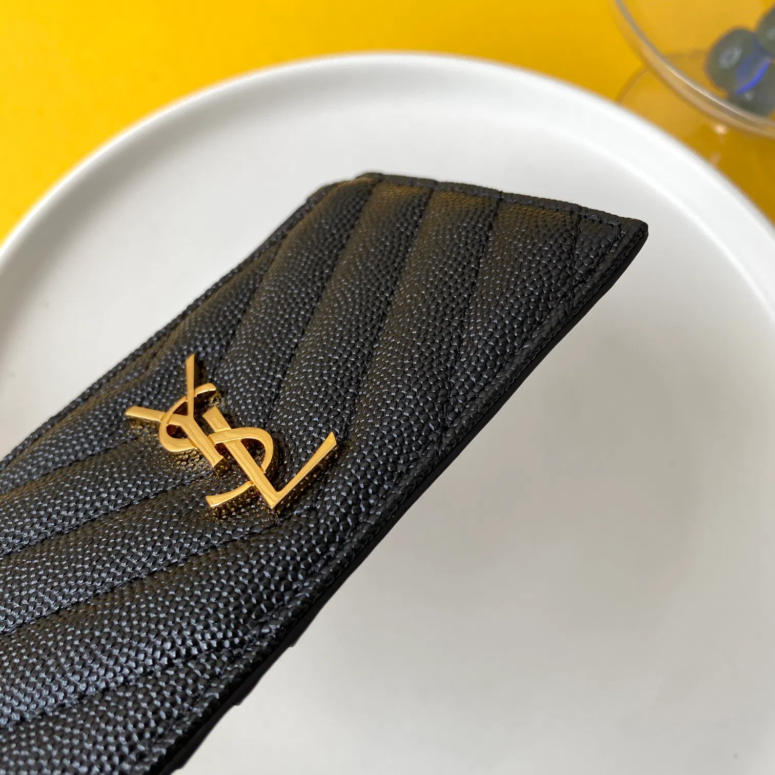 CASSANDRE MATELASSÉ ZIPPED FRAGMENTS CARD CASE IN GRAIN DE POUDRE EMBOSSED LEATHER — image 5