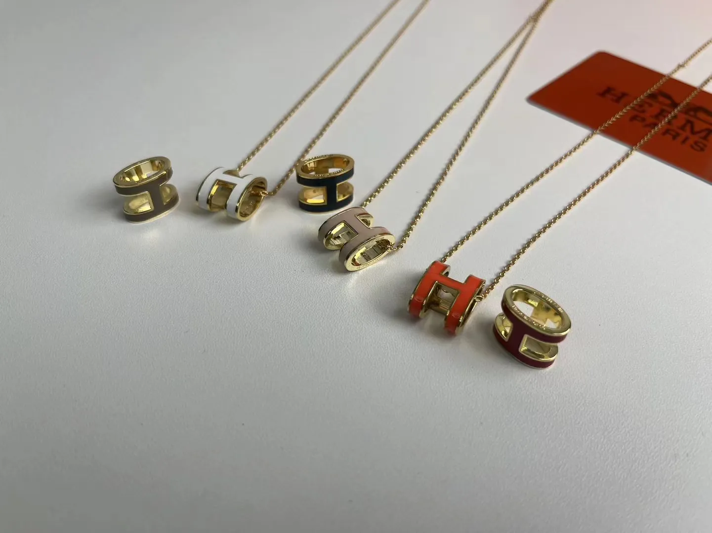 Hermès Mini Pop H Pendant — image 4