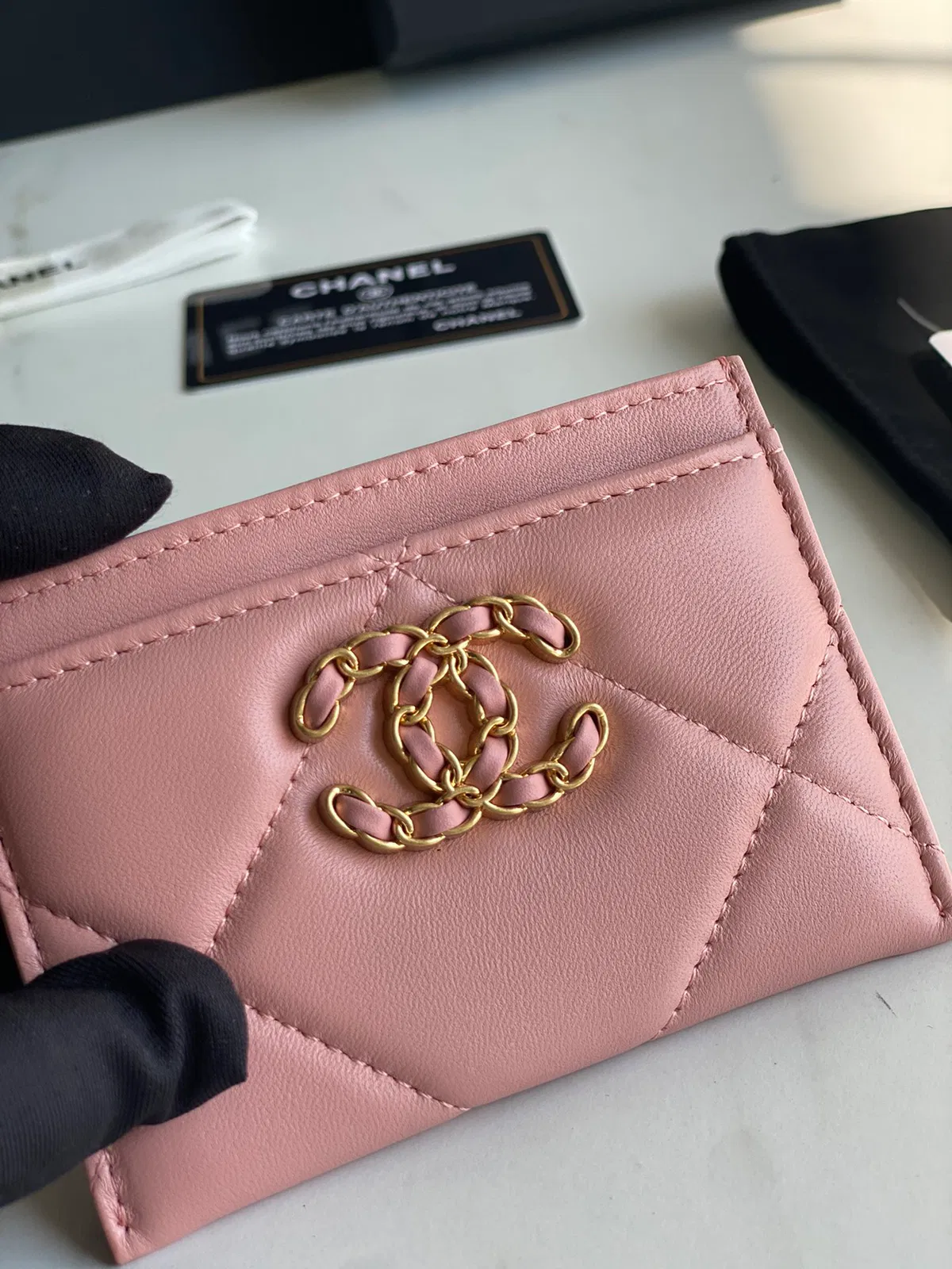 CHANEL 19 CARD HOLDER — image 6