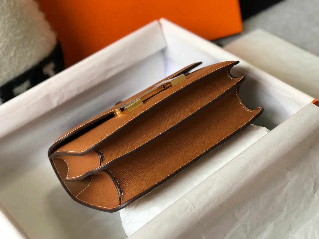 Hermes Constance — image 5