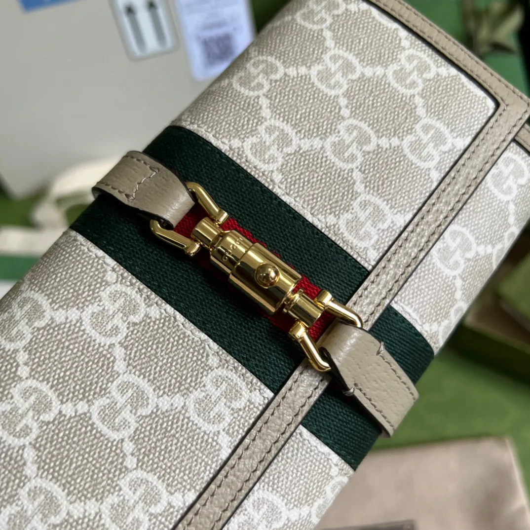 Jackie 1961 chain wallet — image 7