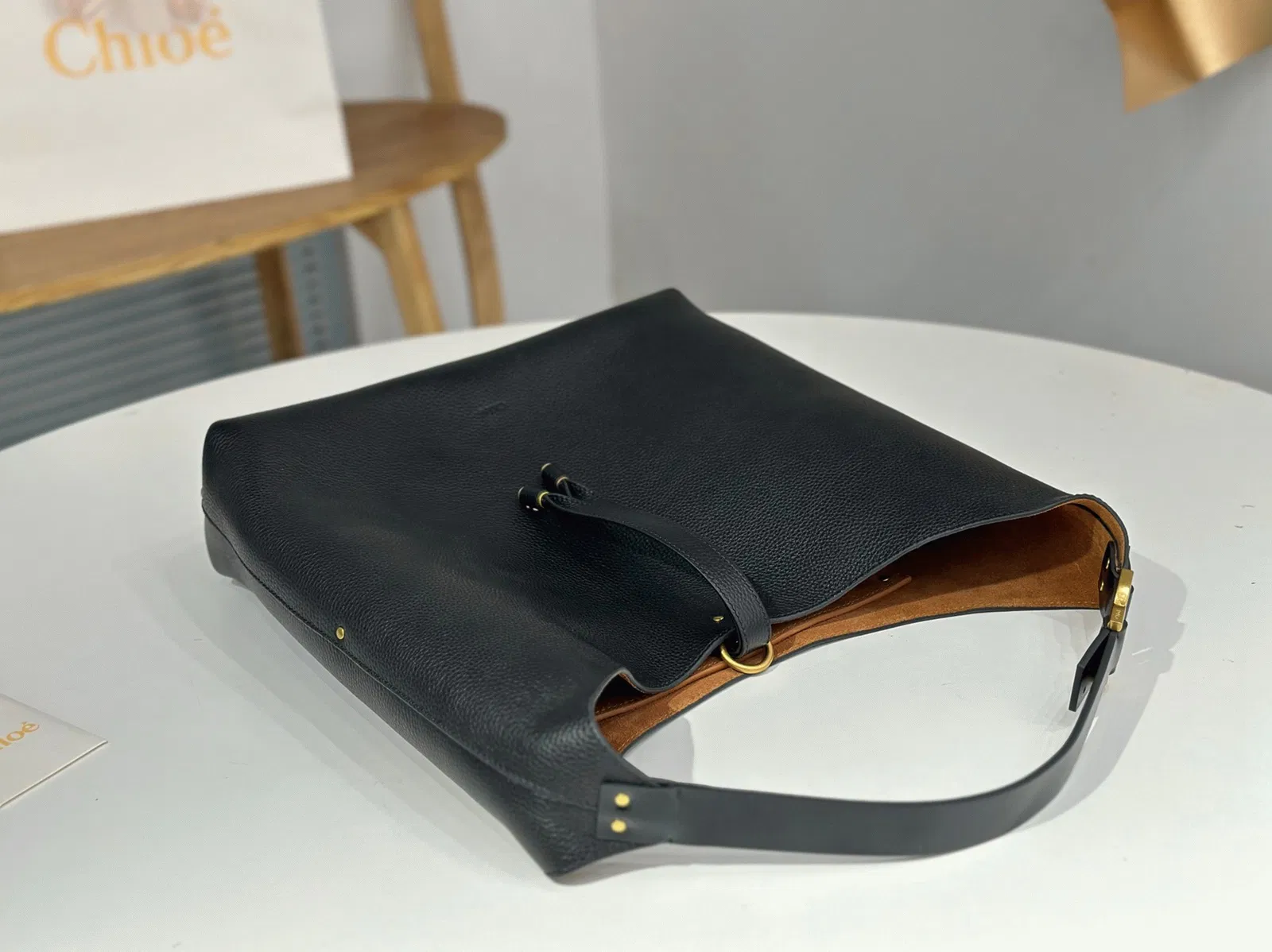 Top Quality Knockoff Previous Previous Chloe Marcie Hobo Bag in Black Grained Leather — image 9