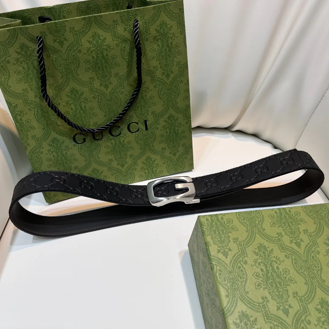 Square G reversible leather belt — image 9