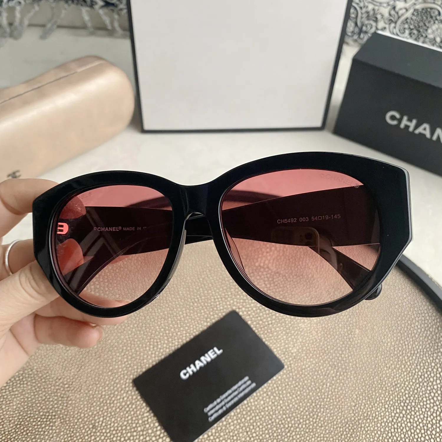 Vintage chanel sunglasses — image 6
